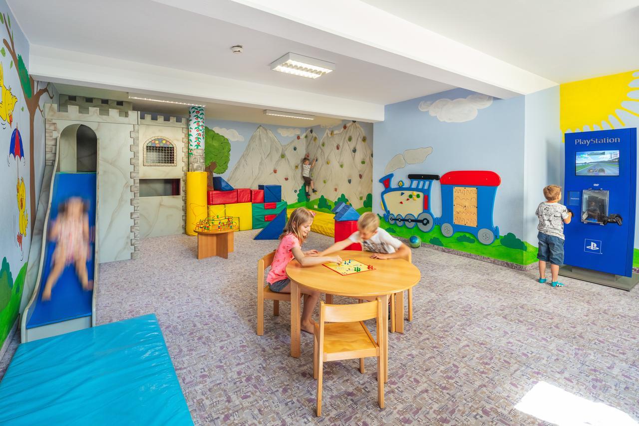 Apparthotel Talhof, Restaurant, Pool Und Spa Oberau Extérieur photo
