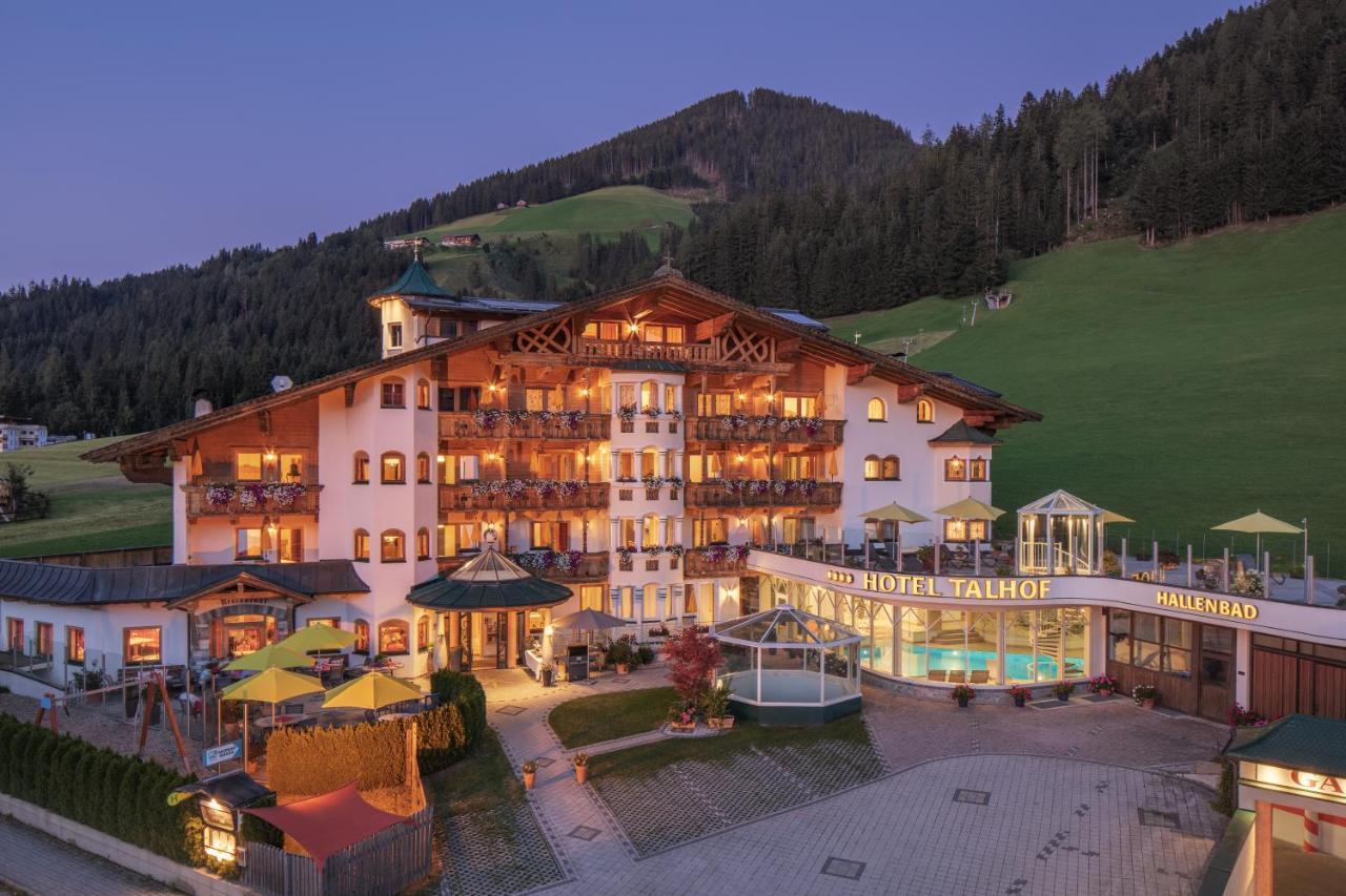 Apparthotel Talhof, Restaurant, Pool Und Spa Oberau Extérieur photo